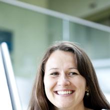 Photo of Tracey Davies